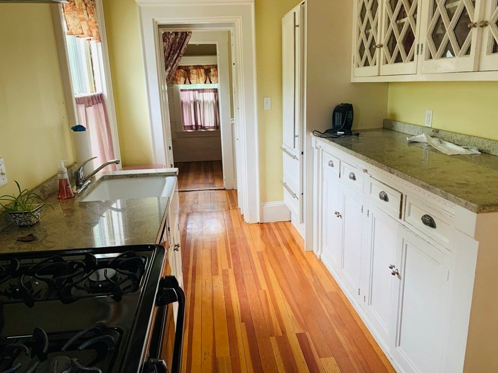 984 Chestnut 2, Newton, MA 02464