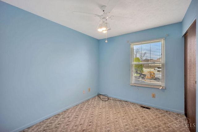 328 Clareknoll Court, Cincinnati, OH 45238