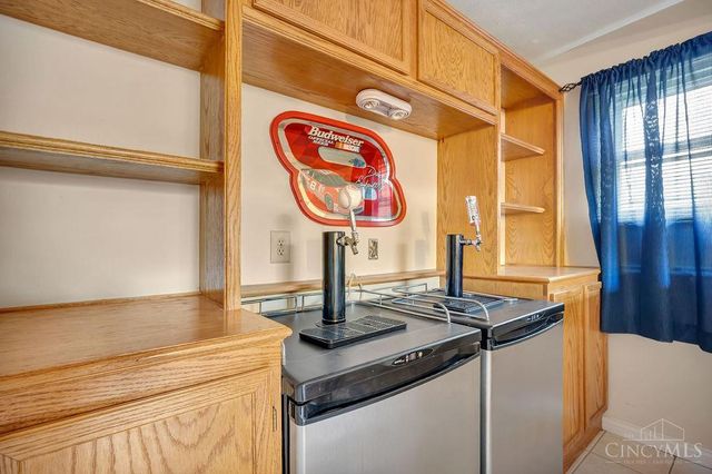 328 Clareknoll Court, Cincinnati, OH 45238