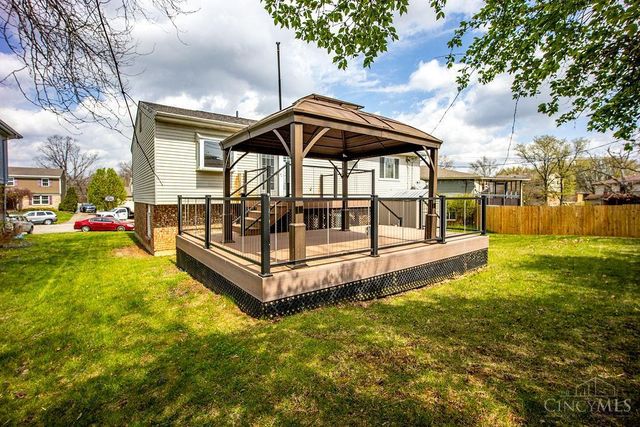 328 Clareknoll Court, Cincinnati, OH 45238