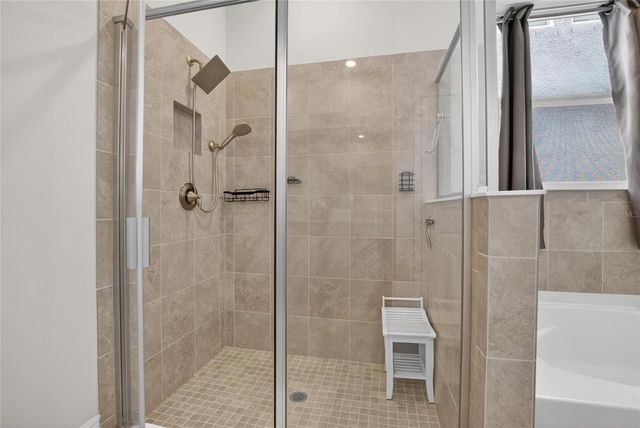 152 BRIGHT IBIS AVENUE, Apollo Beach, FL 33572