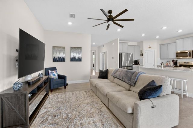 152 BRIGHT IBIS AVENUE, Apollo Beach, FL 33572