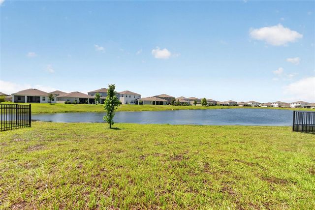 152 BRIGHT IBIS AVENUE, Apollo Beach, FL 33572