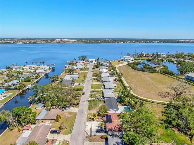 203 22ND STREET NE, Bradenton, FL 34208