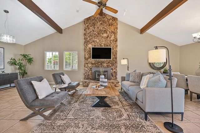 8350 Bianchi Rd, Roseville, CA 95747