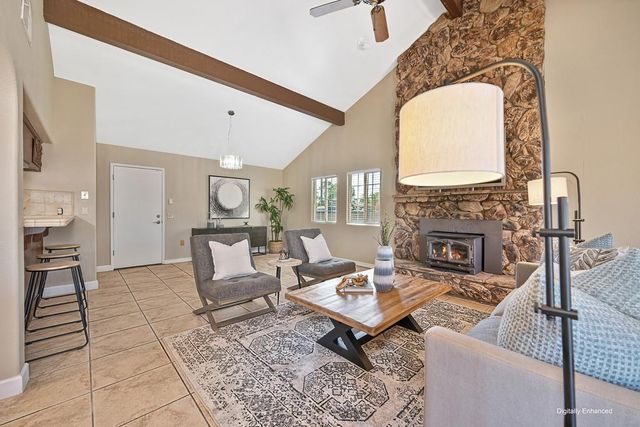 8350 Bianchi Rd, Roseville, CA 95747
