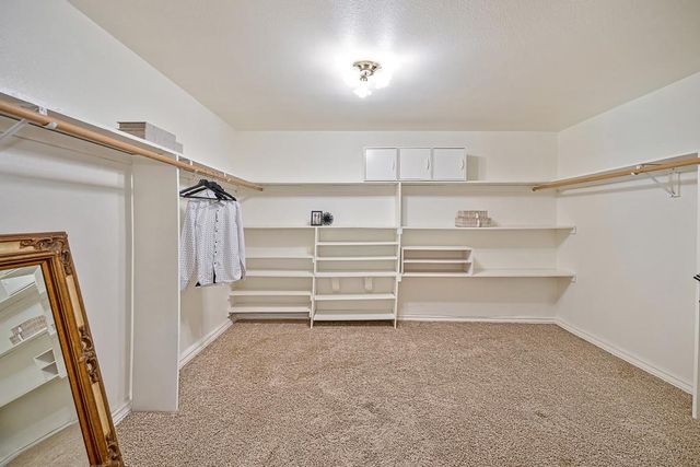 8350 Bianchi Rd, Roseville, CA 95747