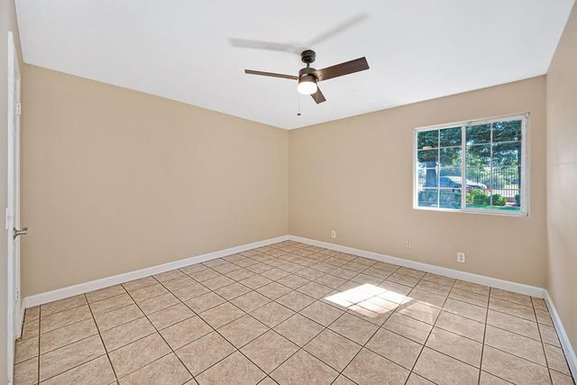 8350 Bianchi Rd, Roseville, CA 95747
