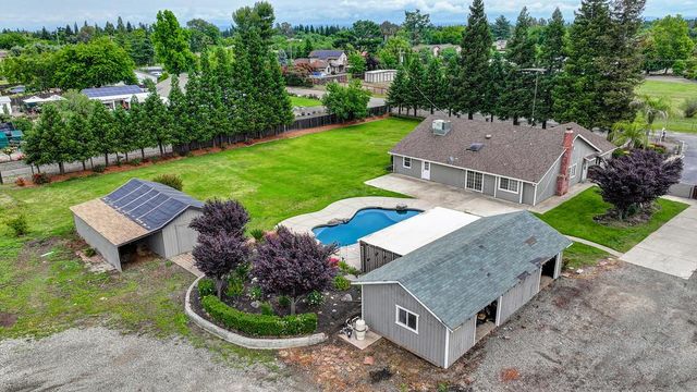 8350 Bianchi Rd, Roseville, CA 95747