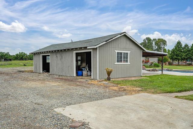 8350 Bianchi Rd, Roseville, CA 95747
