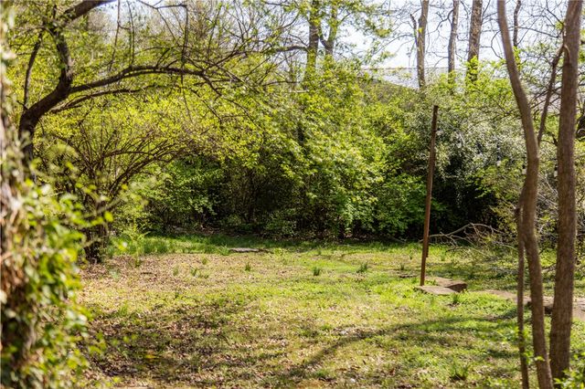 224 S Church Avenue, Fayetteville, AR 72701