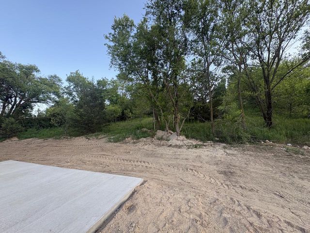 Lt1 Autumn DRIVE, West Bend, WI 53095