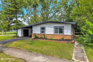 443 Shabbona Drive, Park Forest, IL 60466