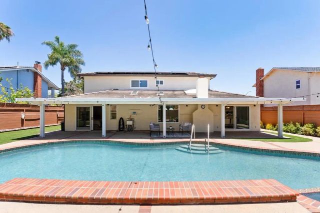 5736 Soledad Mountain Road, La Jolla, CA 92037