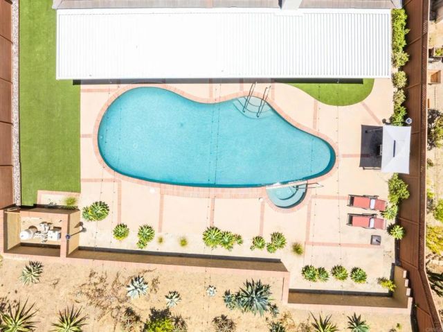 5736 Soledad Mountain Road, La Jolla, CA 92037