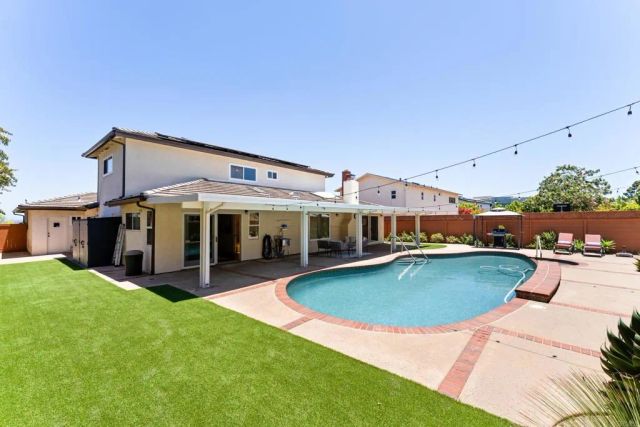 5736 Soledad Mountain Road, La Jolla, CA 92037