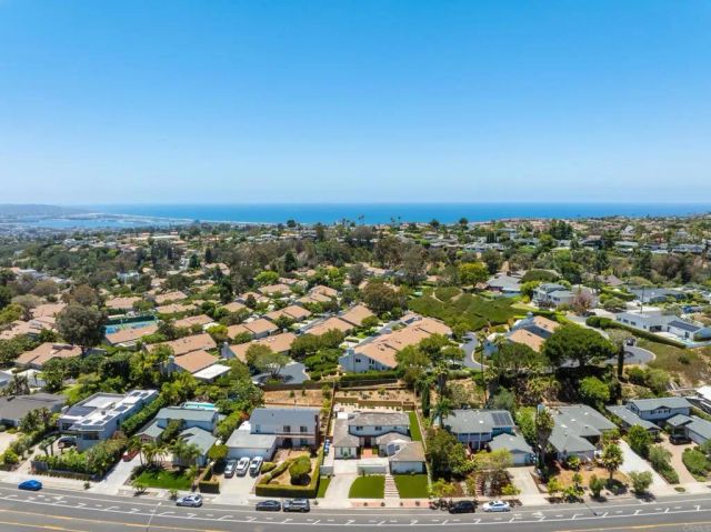 5736 Soledad Mountain Road, La Jolla, CA 92037