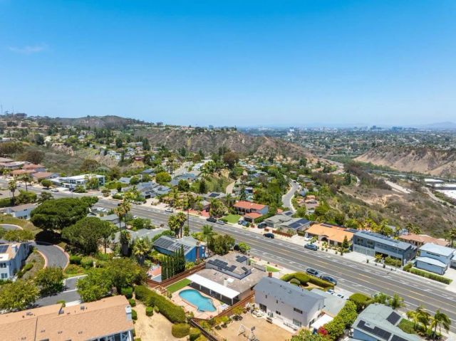 5736 Soledad Mountain Road, La Jolla, CA 92037