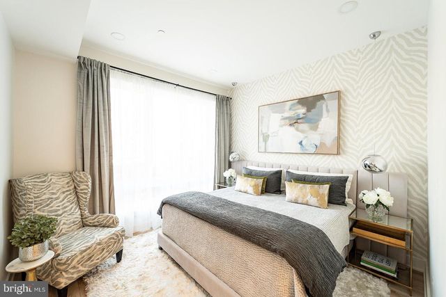 1215 HOLBROOK TER NE #1, Washington, DC 20002