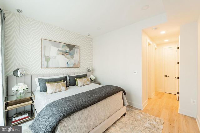 1215 HOLBROOK TER NE #1, Washington, DC 20002