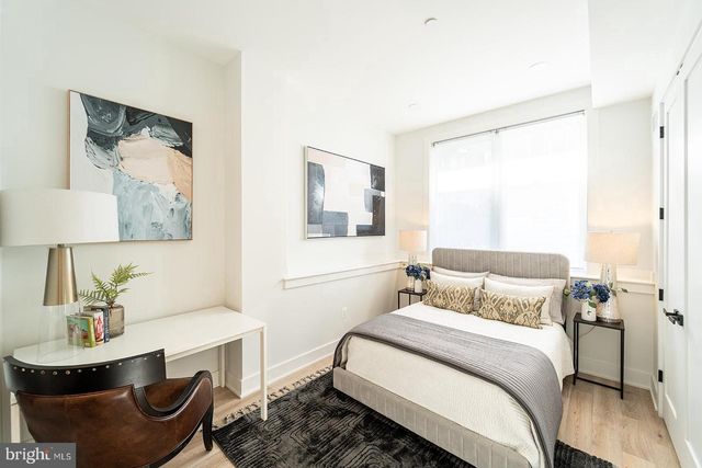 1215 HOLBROOK TER NE #1, Washington, DC 20002