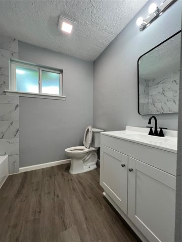 17023 Sunshine Street, Houston, TX 77049