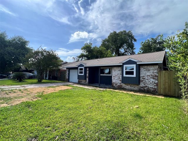 17023 Sunshine Street, Houston, TX 77049
