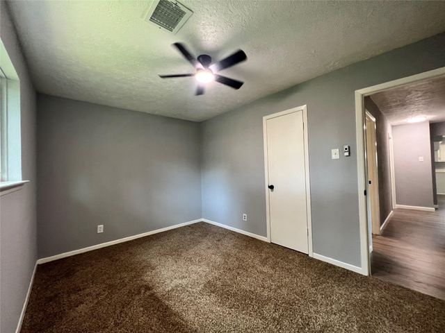 17023 Sunshine Street, Houston, TX 77049