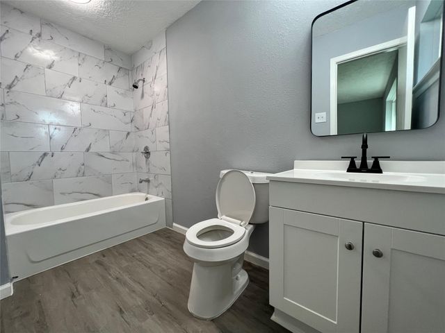 17023 Sunshine Street, Houston, TX 77049