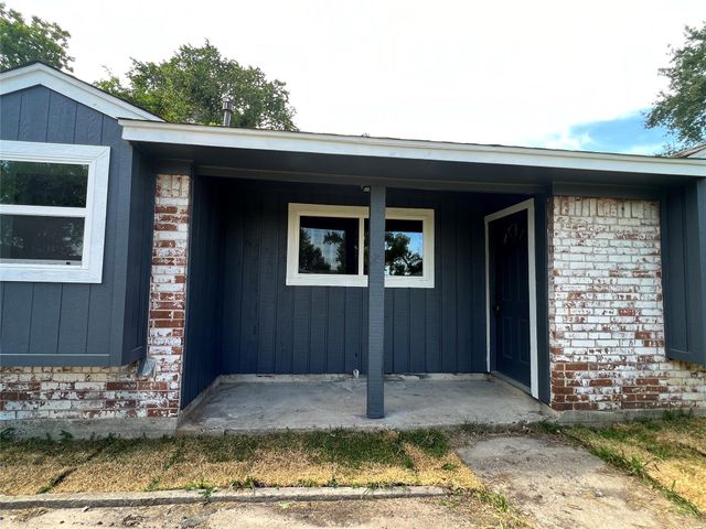 17023 Sunshine Street, Houston, TX 77049
