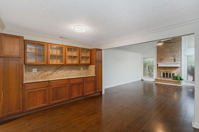 1911 Trixie Lane, Houston, TX 77042