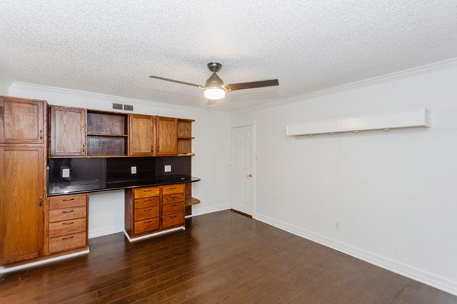 1911 Trixie Lane, Houston, TX 77042