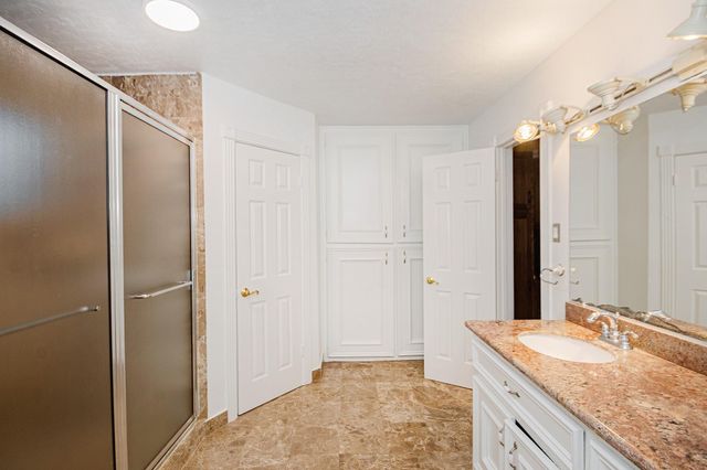 1911 Trixie Lane, Houston, TX 77042