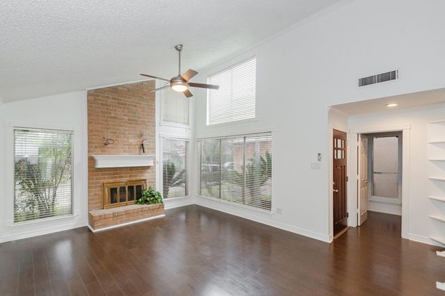 1911 Trixie Lane, Houston, TX 77042