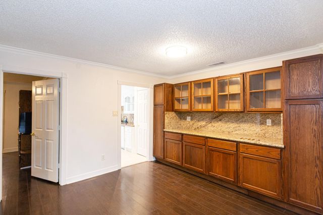 1911 Trixie Lane, Houston, TX 77042