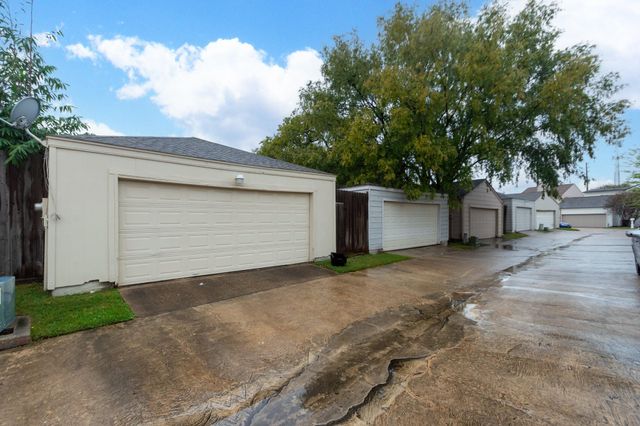 1911 Trixie Lane, Houston, TX 77042