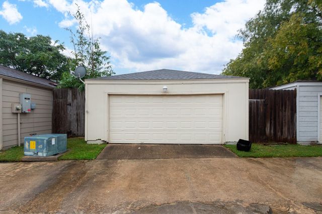 1911 Trixie Lane, Houston, TX 77042