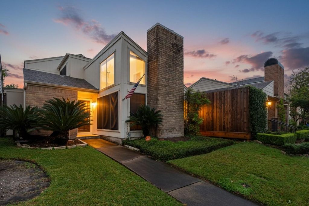 1911 Trixie Lane, Houston, TX 77042