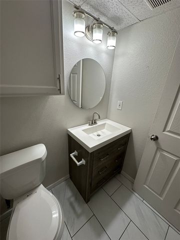 1105 UTA Boulevard 106, Arlington, TX 76013