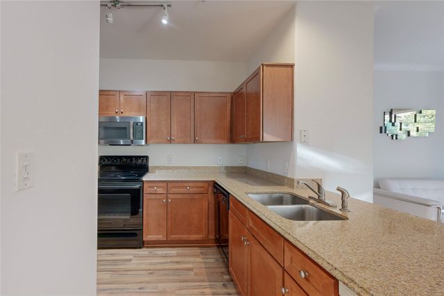 330 Las Colinas Boulevard E 252, Irving, TX 75039