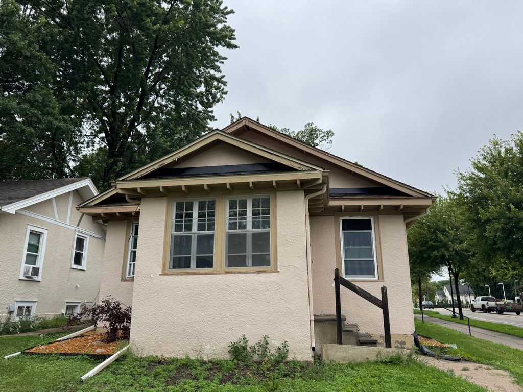3127 Irving Avenue N, Minneapolis, MN 55411