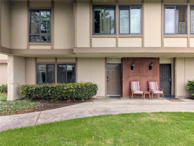 2932 N Cottonwood Street 9, Orange, CA 92865