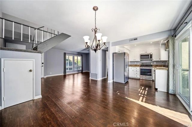 2932 N Cottonwood Street 9, Orange, CA 92865