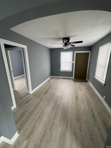 3921 Bowser Avenue, Fort Wayne, IN 46806