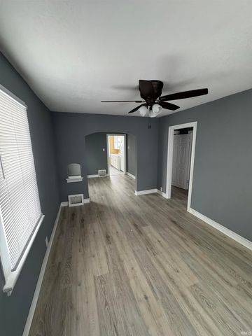 3921 Bowser Avenue, Fort Wayne, IN 46806