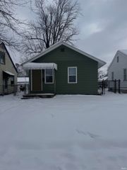3921 Bowser Avenue, Fort Wayne, IN 46806