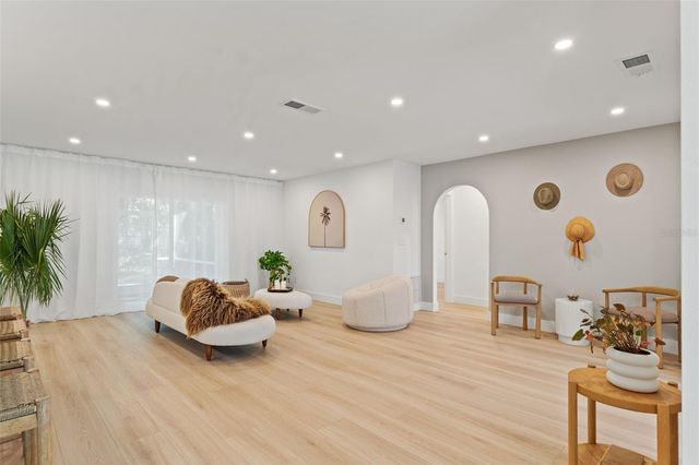 4205 NORTHWIND LANE, Tampa, FL 33624