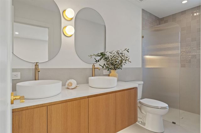 4205 NORTHWIND LANE, Tampa, FL 33624