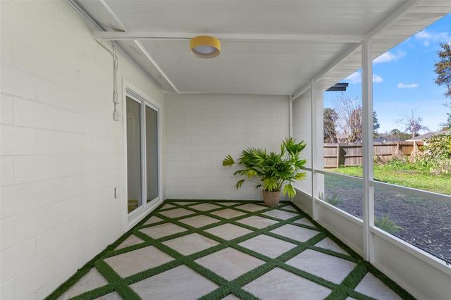 4205 NORTHWIND LANE, Tampa, FL 33624