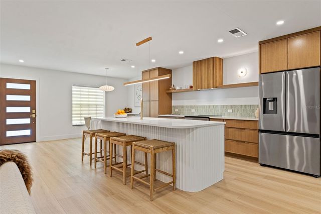 4205 NORTHWIND LANE, Tampa, FL 33624